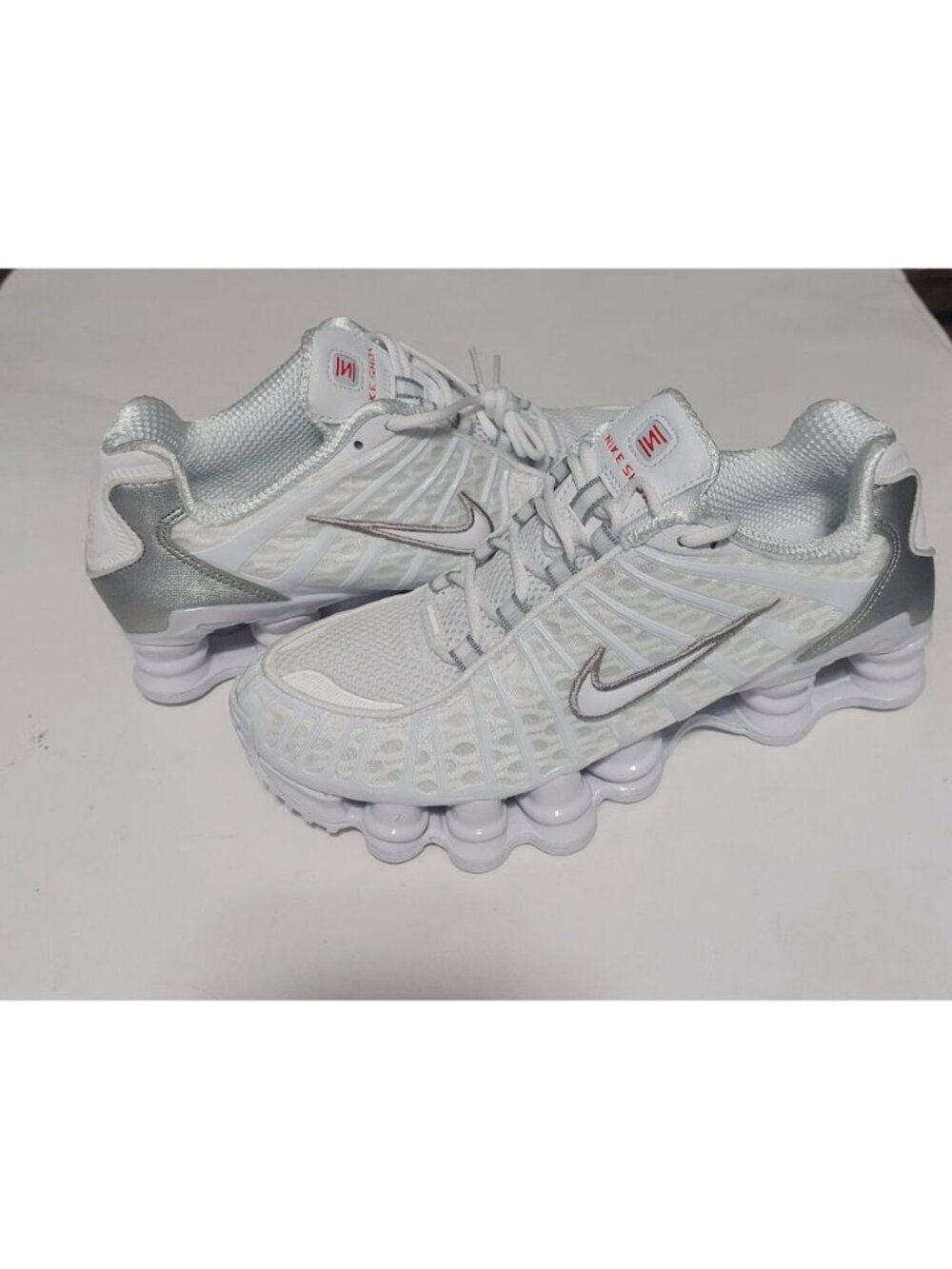 Nike Shox TL Low Top Sneakers Youth Mens 7 Womens 8.5 White Metallic Silver - Picture 9 of 9